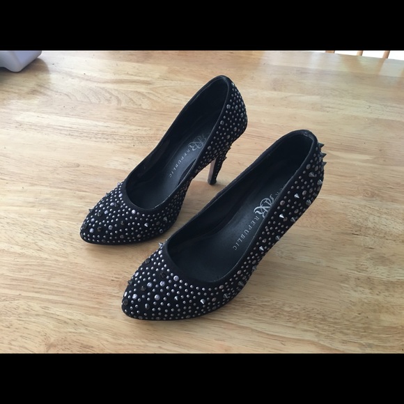 Soze 7 Rock Republic Studded Heels - Picture 1 of 5